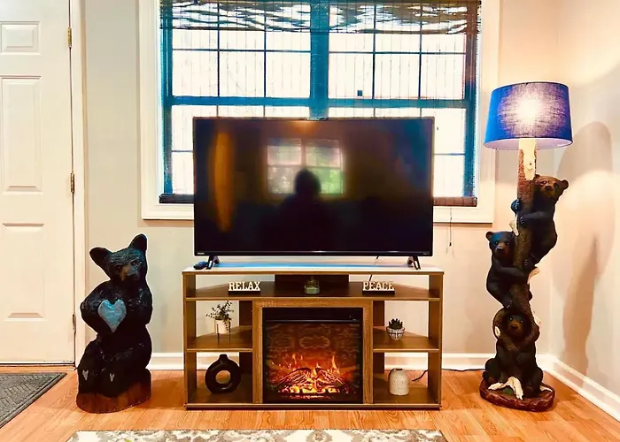 The Bear'S Den Hotel Charleston, United States