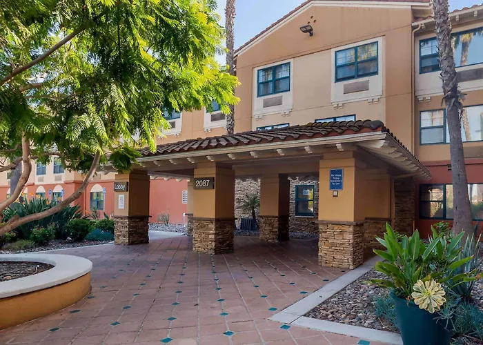 Extended Stay America Suites - - Circle