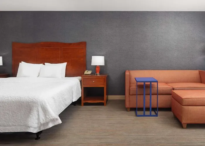 Hampton Inn