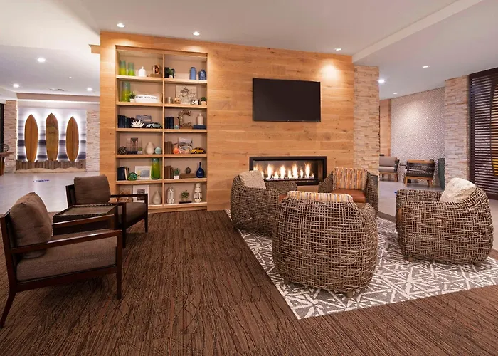 Suncoast , Tapestry Collection By Hilton