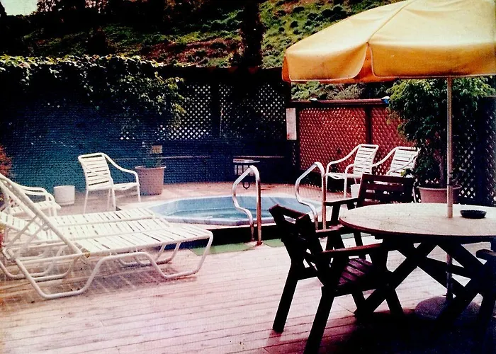 Malibu Riviera Motel