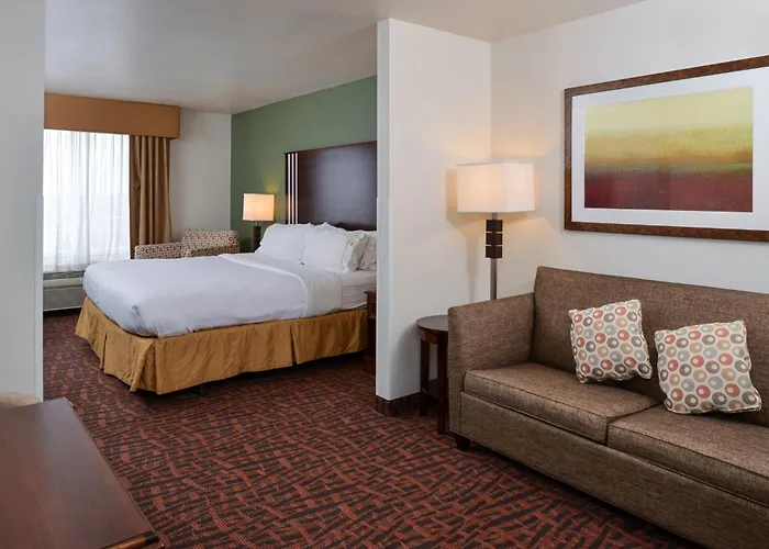 Holiday Inn Express & Suites Cherry Hills By Ihg