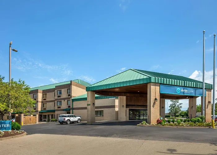 Clarion Pointe East