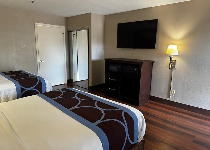 Super 8 By Wyndham Houston Webster Nasa Hotel, United States