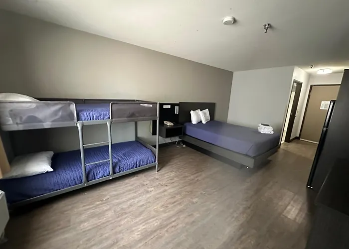 Pinetop Studio Suites, United States