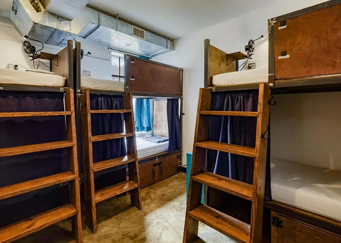 Firehouse Hostel (Adults Only)
