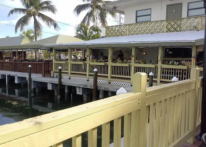 Smugglers Cove And Marina