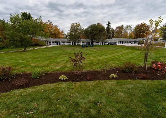 Yardarm Motel Searsport, United States