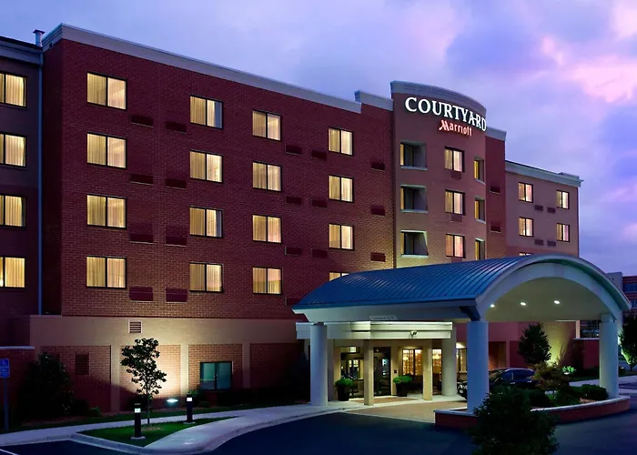 Courtyard Cincinnati North At Union Centre