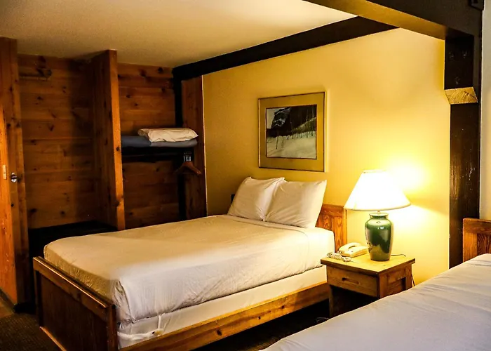Snowy Owl Inn