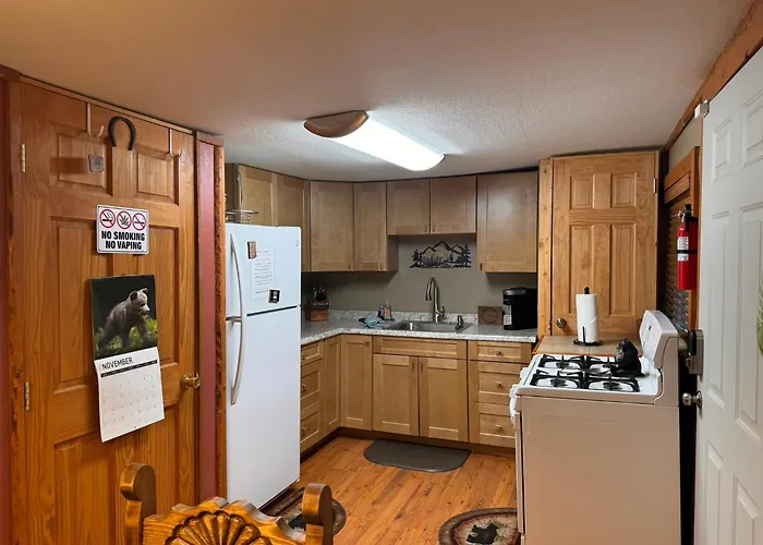 Gonzales Cozy Little Bear Cabin Ruidoso, United States