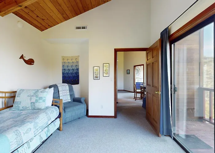 Ocean View Home With Fireplace Hot Tub Deck Mendocino, United States
