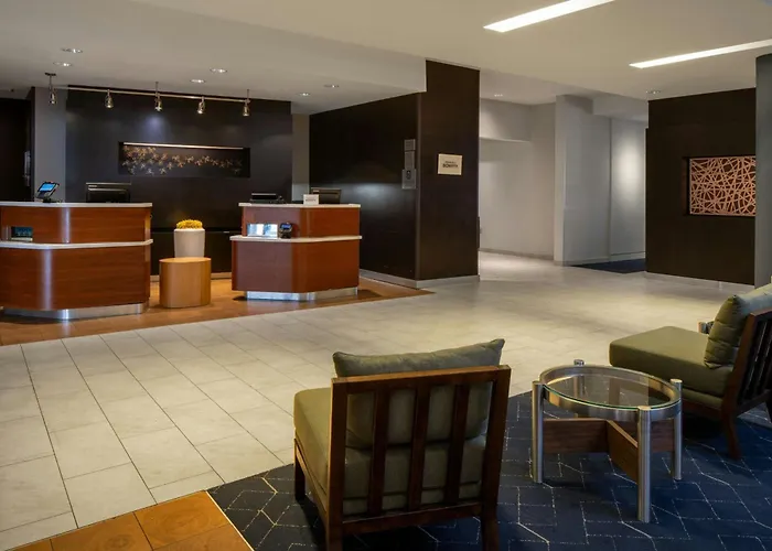 Courtyard By Marriott Jackson Airport/