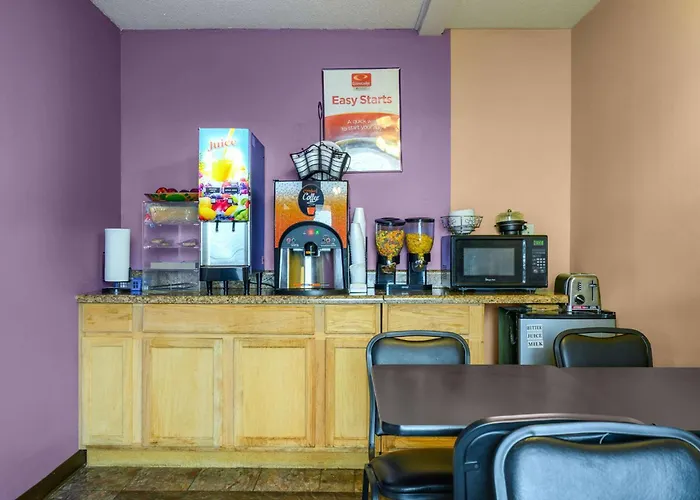 Econo Lodge Decatur South, United States