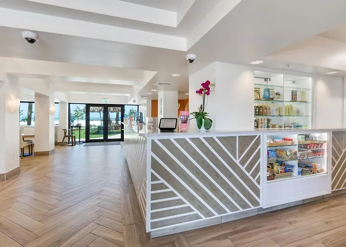 Best Western Plus Beach