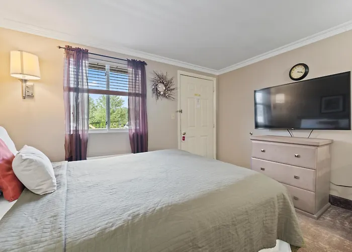 Sea Mist Resort Motel Wells, United States