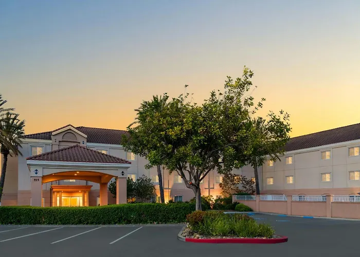 Fairfield Inn & Suites By Marriott San Francisco