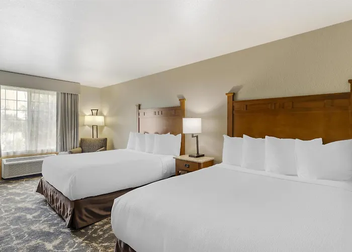 Best Western Plus Riverfront Hotel And Suites