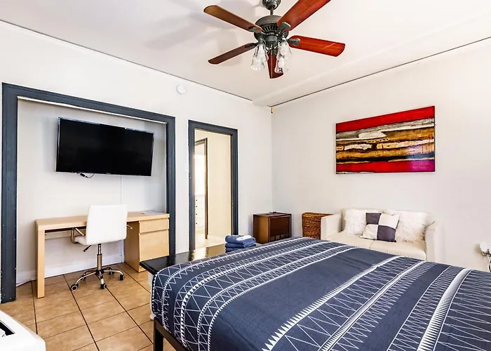 Casa Bonita Apartments