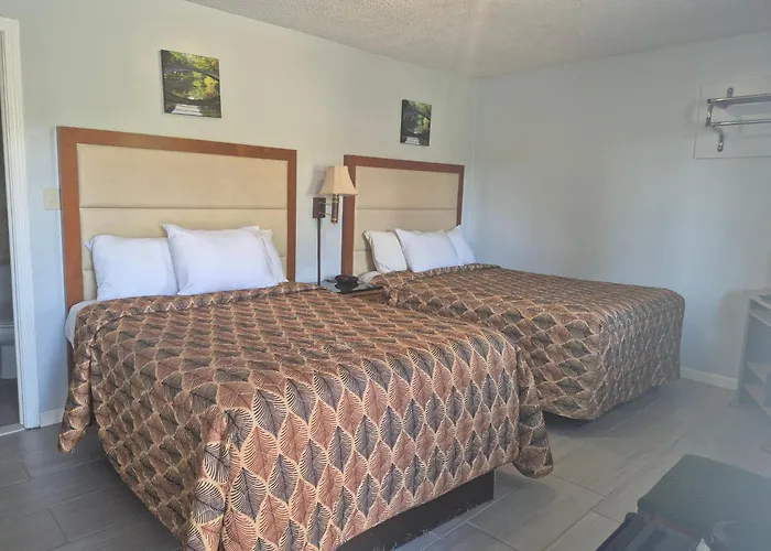 Maple Leaf Motel
