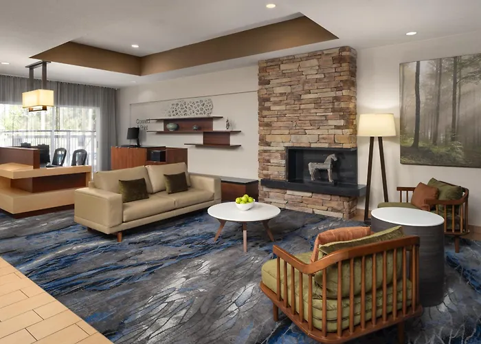 Fairfield Inn Airport