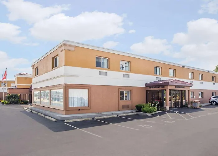 Fairbridge Inn Express Buffalo Airport Williamsville, United States