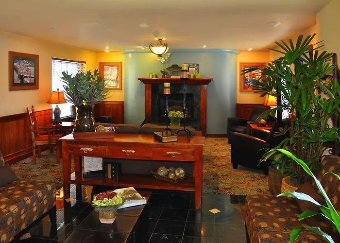 Oxford Suites Portland - Jantzen Beach, United States