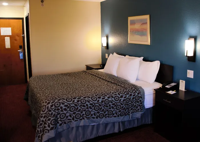 Days Inn By Wyndham Glasgow, United States