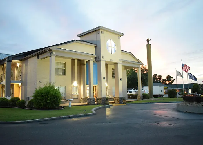 Econo Lodge At The University Conway, United States