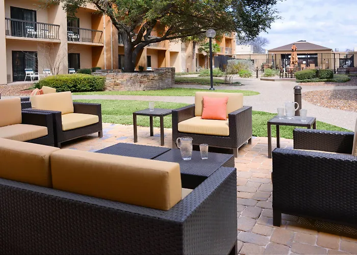Courtyard By Marriott San Antonio Medical Center