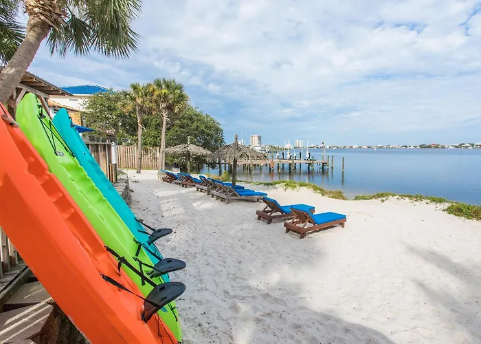 Surf & Sand Hotel - Free Hot Breakfast & Rentals
