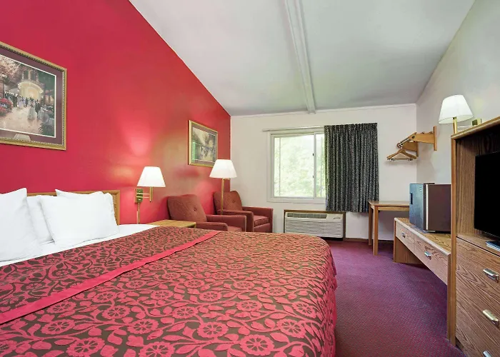 Travelodge By Wyndham Red Wing, United States