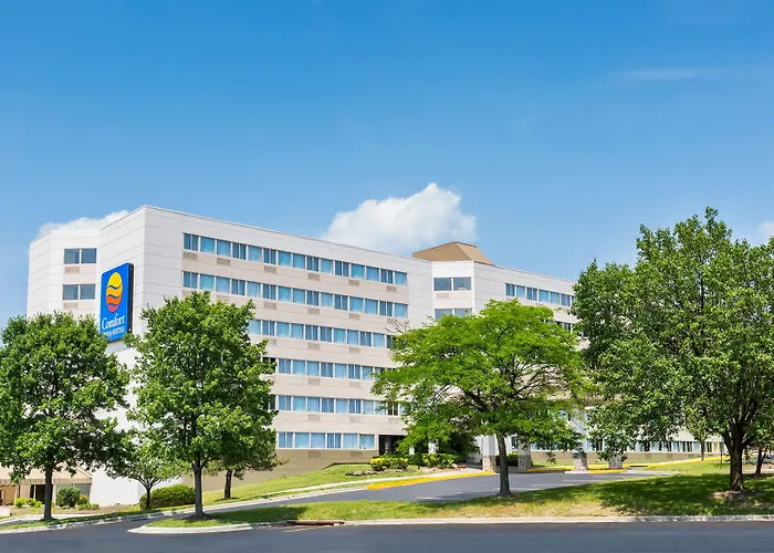 Clarion Hotel & Suites BWI Airport North Brooklyn Park, United States