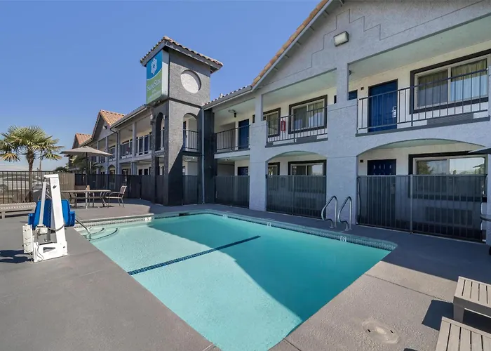 Surestay Hotel By Best Western Williams