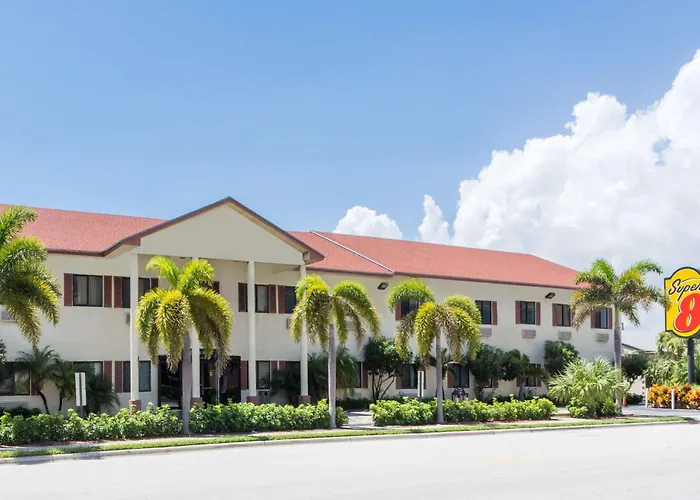 Super 8 By Wyndham