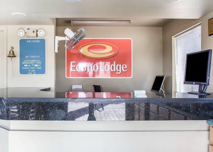 Travelodge By Wyndham Kingman, United States