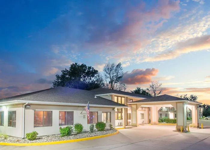 Super 8 By Wyndham Ottumwa Motel, United States