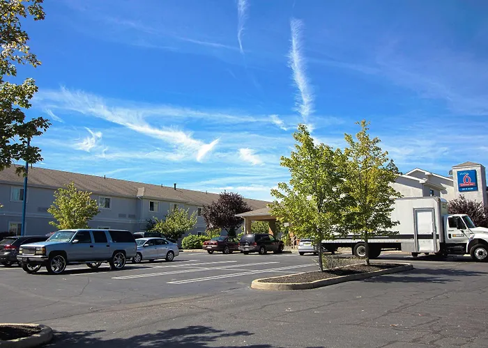 Motel 6-, Nj
