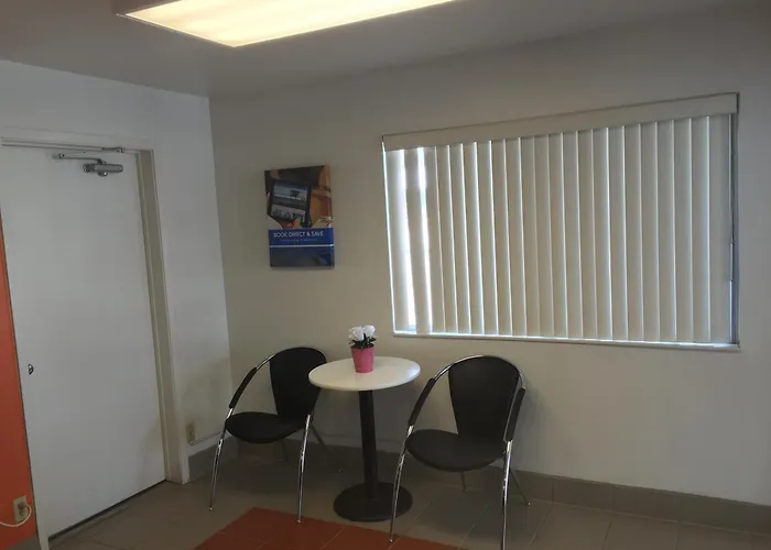 Motel 6-, Nv