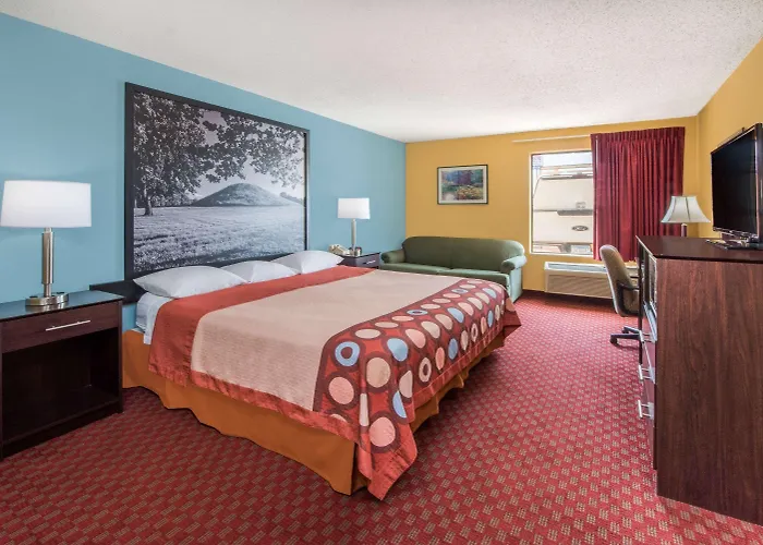 Super 8 By Wyndham Troy Il/St. Louis Area Hotel, United States