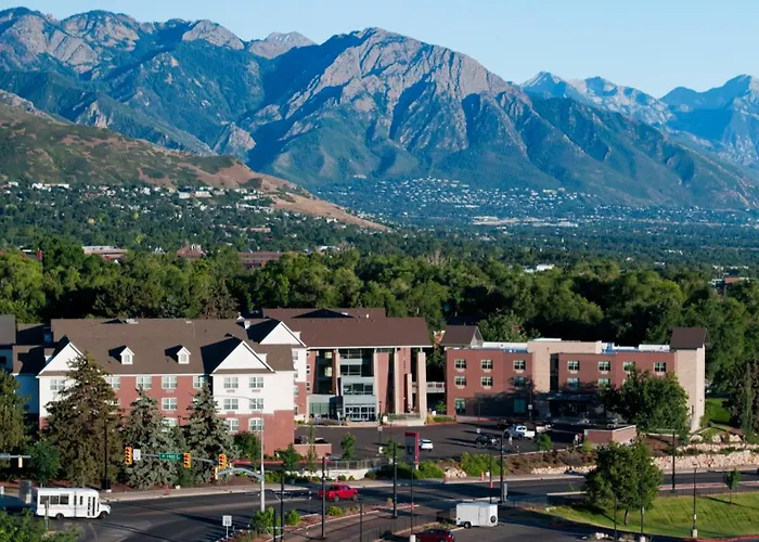 University Guest House And Conference Center