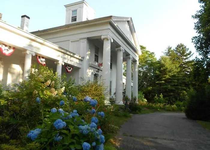House Of 1833 Bed And Breakfast