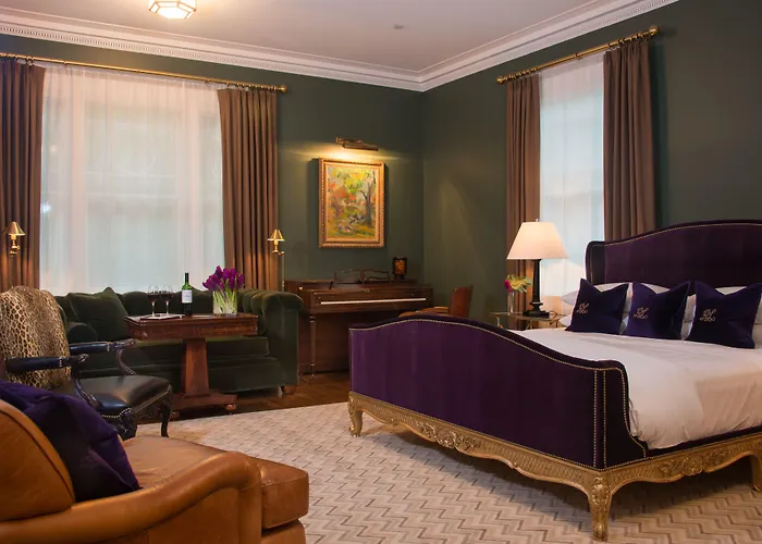 Kemble Inn - Restaurant - Bar Lenox, United States