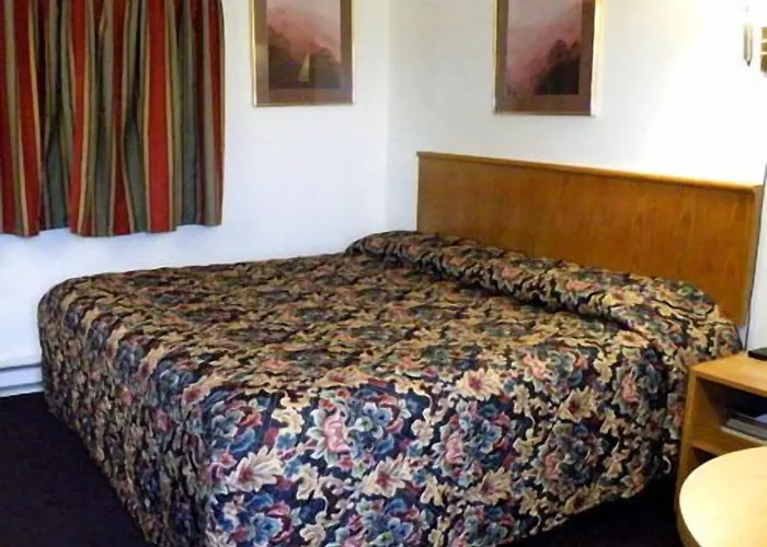 Economy Inn