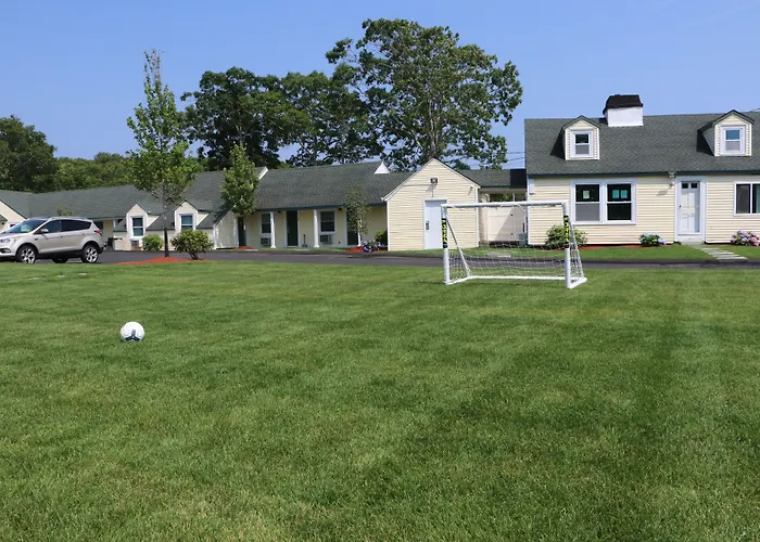 Howard Johnson By Wyndham West Yarmouth Cape Cod