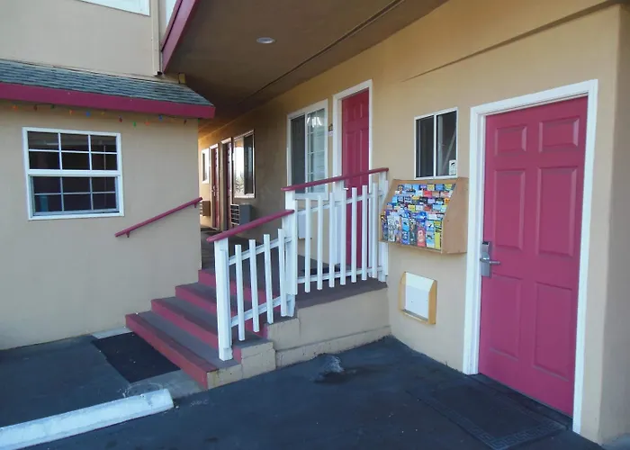 Sealamp Inn