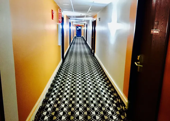 Lyons Inn, United States