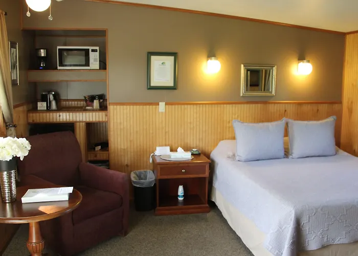 All Seasons Inn Oswego, United States