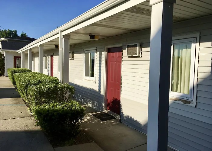 Thumb Heritage Inn Sandusky, United States