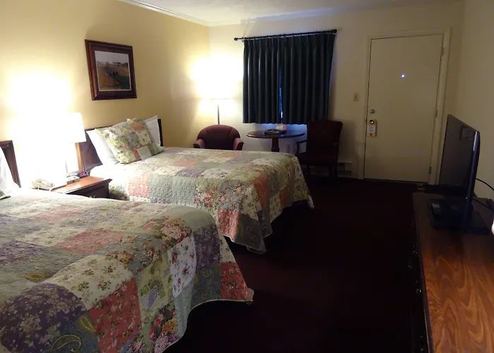 Bird-In-Hand Family Inn